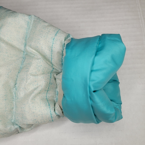 Rare Patagonia Womens Small AQUA Mint Stripe Goose Down Puffer Jacket Warm Snow - Picture 14 of 15